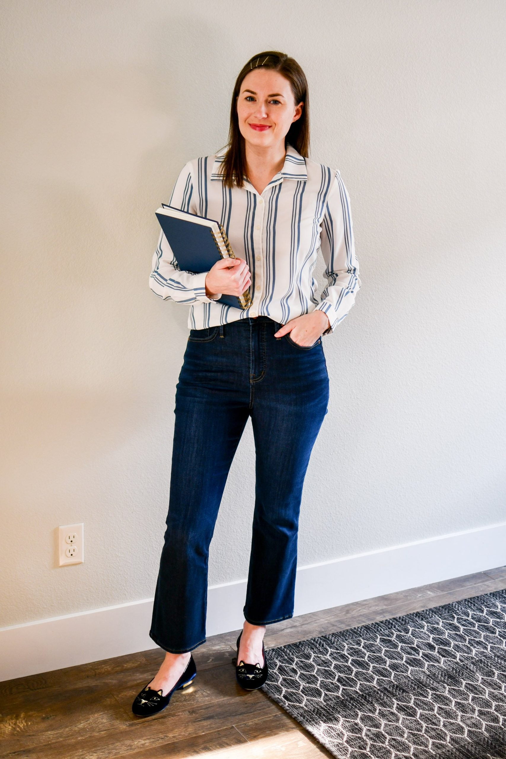 Can I wear jeans to an interview