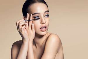 How To Make-Up Step By Step With Pictures