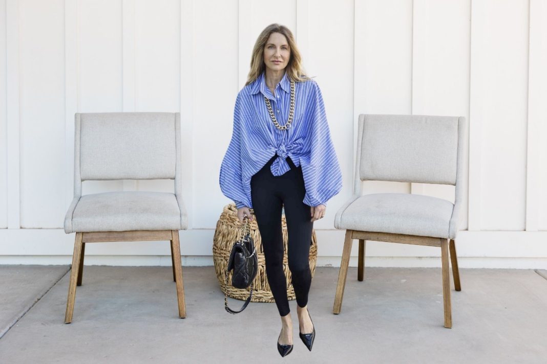 Can you wear leggings with a shirt?