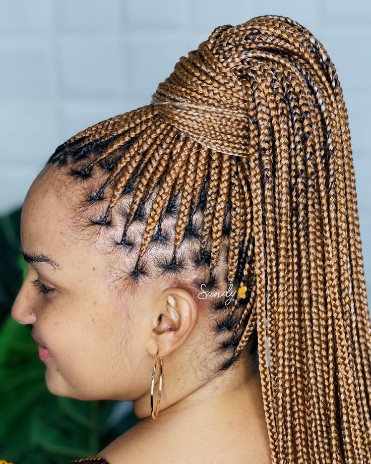How Many Braids Do You Need for Knotless Braids?