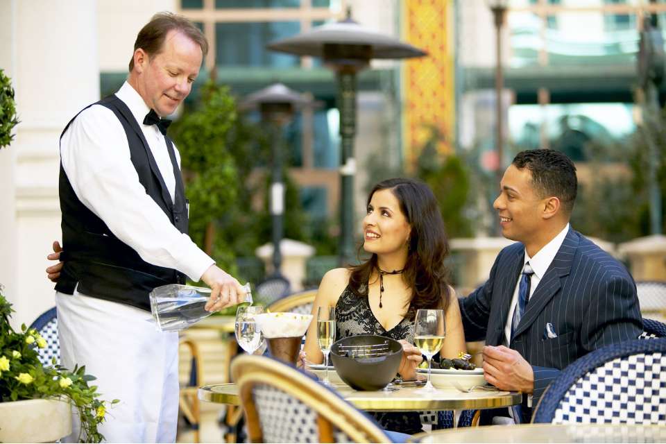 Why Are There Dress Codes In Restaurant